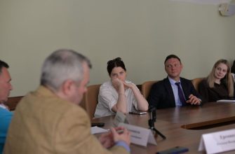 ФОТО: Первая дискуссионная площадка